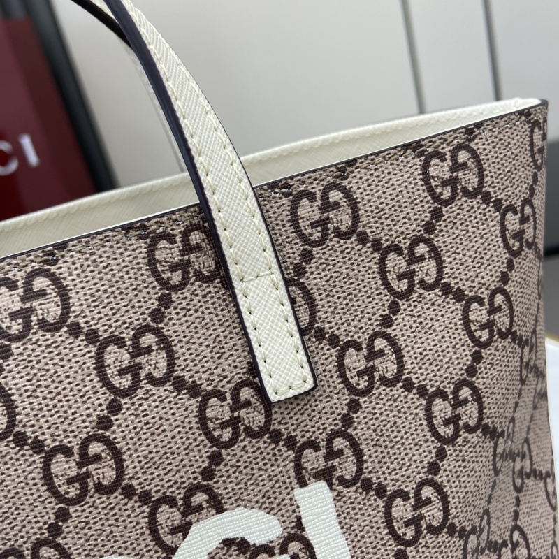 Gucci Shopping Bags